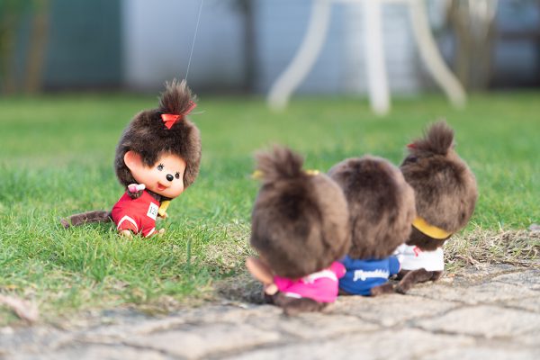 Monchhichi-doll-big-head-field-athlete-girl-262557b